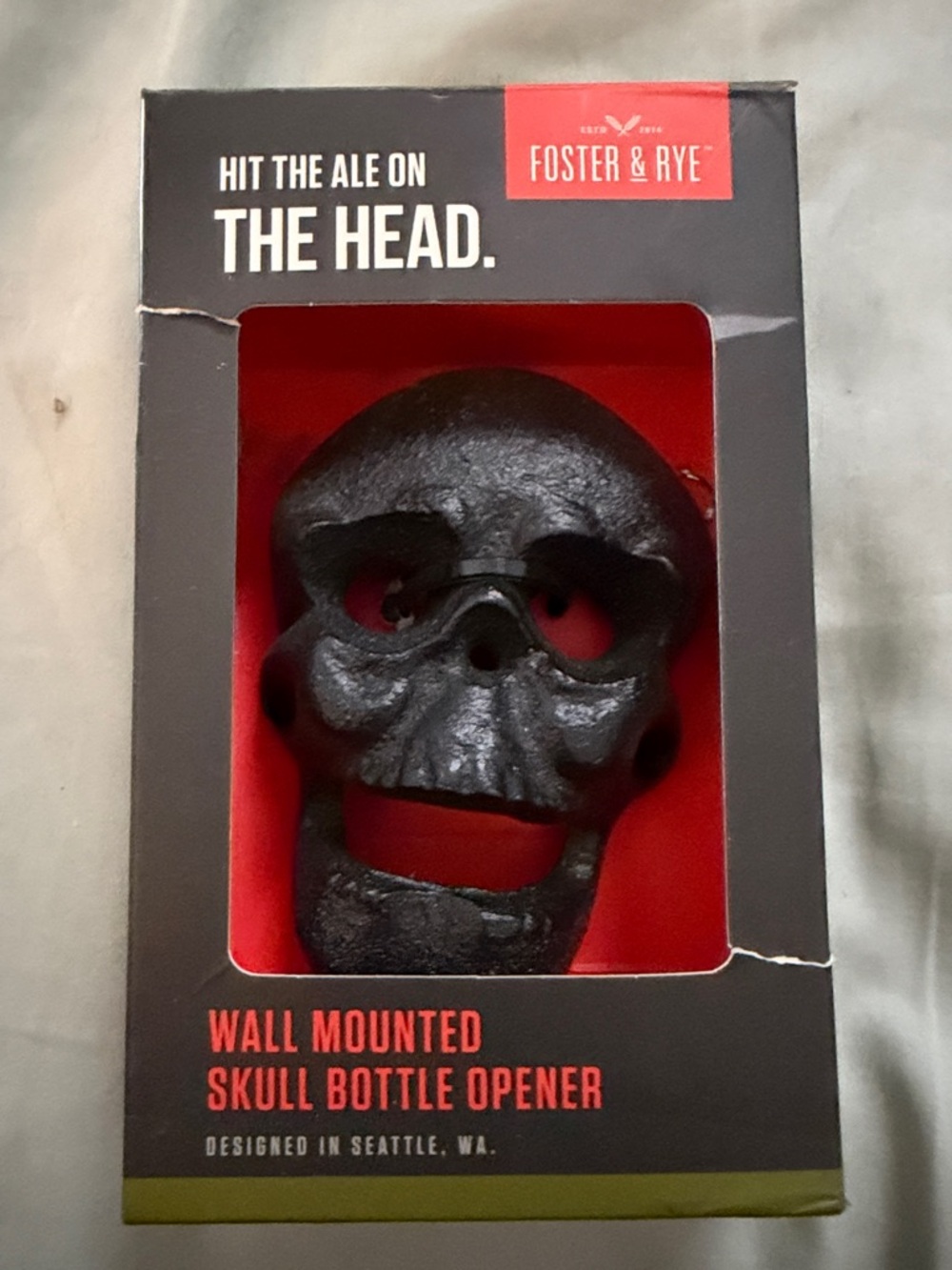 Black metal Wall-Mounted Skull Bottle Opener